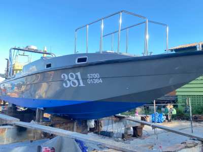 Gelcoat, antifouling, polishing, boat service ect.,