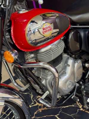 ROYAL ENFIELD 350 CLASSIC NEW CONDITION 